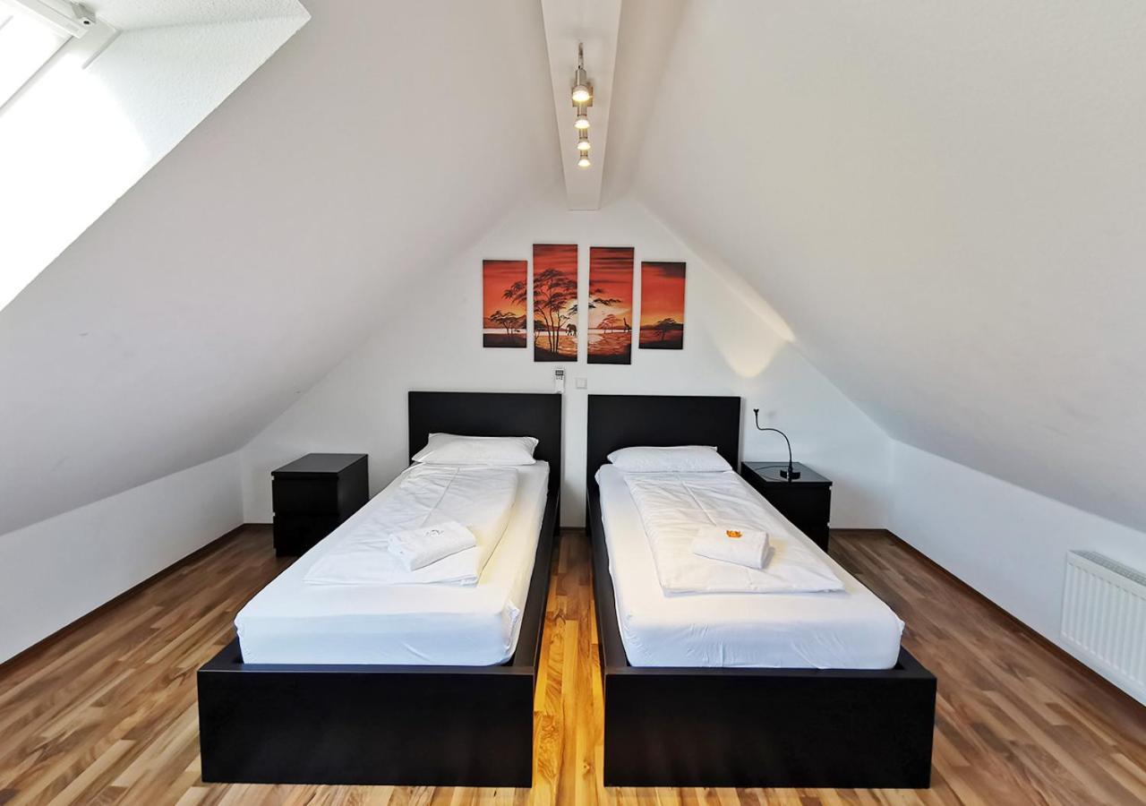 duplex apartment - city centre - airconditioned - netflix - 2 balconies Heidelberg Extérieur photo